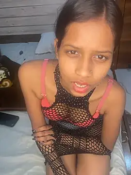 Snapshot of Rani1993 chatting on 16, 2, 2026 Rani1993 online show from 16, 2, 2026