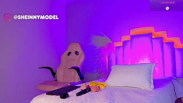 Sheinny brown1 online show from 25, 2, 2026