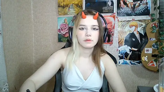 MilaTyan online show from 18, 4, 2026