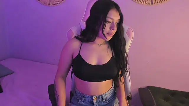 Lummii  online show from 28, 2, 2026