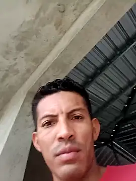 Snapshot of Isma123_bo chatting on 4, 3, 2026 Isma123 bo online show from 4, 3, 2026