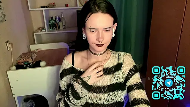 Snapshot of MabelDefina chatting on 22, 4, 2026 MabelDefina online show from 22, 4, 2026