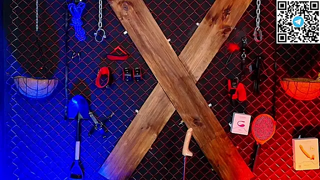 sindy mistres bdsm online show from 22, 4, 2026