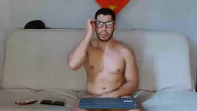 Snapshot of axellblue chatting on 15, 7, 2026 axellblue online show from 15, 7, 2026