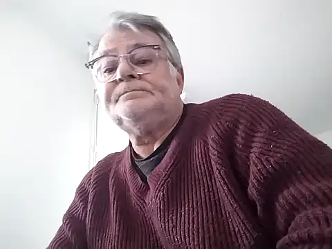 Snapshot of Vieux_pervert chatting on 2, 3, 2026 Vieux pervert online show from 2, 3, 2026