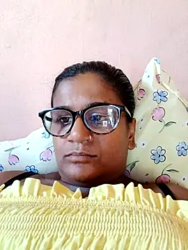 Snapshot of indianstrawberrylips4u chatting on 21, 2, 2026 indianstrawberrylips4u online show from 21, 2, 2026