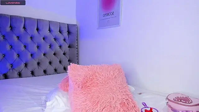 eva cutee  online show from 7, 3, 2026