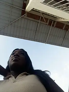 ZarahFerreira online show from 22, 3, 2026