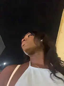 ZarahFerreira online show from 28, 3, 2026