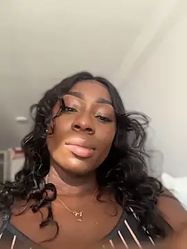 ZarahFerreira online show from 12, 4, 2026