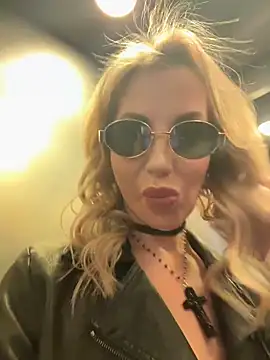 LisaMurr online show from 20, 3, 2026