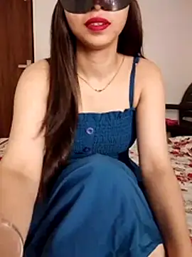 Snapshot of cute_girl_29 chatting on 30, 5, 2026 cute girl 29 online show from 30, 5, 2026