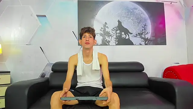 Spicy guys online show from 10, 4, 2026