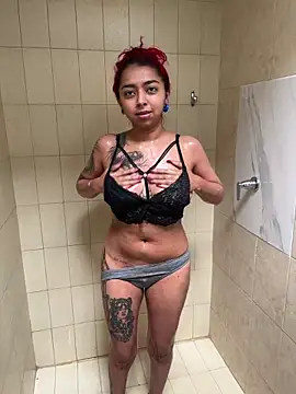 Snapshot of poyson_ivy chatting on 23, 2, 2026 poyson ivy online show from 23, 2, 2026