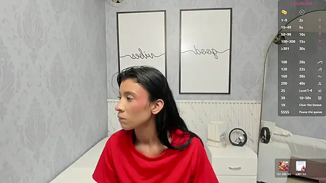 Snapshot of beautydoll18_ chatting on 1, 6, 2026 beautydoll18 online show from 1, 6, 2026