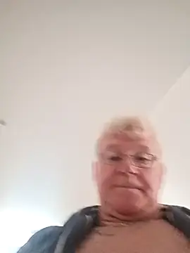 olivbisoumis online show from 19, 3, 2026