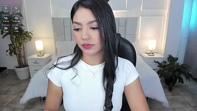Snapshot of sara_stormy chatting on 1, 7, 2026 sara stormy online show from 1, 7, 2026