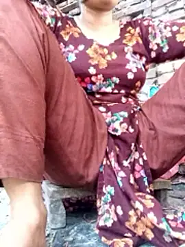 BreezySexyGirl69 online show from 20, 4, 2026