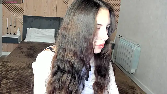 Snapshot of elise_robbie chatting on 2, 3, 2026 elise robbie online show from 2, 3, 2026