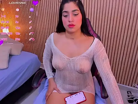 Snapshot of _Your_Favorite_ chatting on 8, 5, 2026 Your Favorite online show from 8, 5, 2026