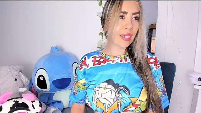 Snapshot of Ariana-Cobos chatting on 9, 7, 2026 Ariana-Cobos online show from 9, 7, 2026