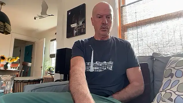 Guy  Grey online show from 25, 3, 2026