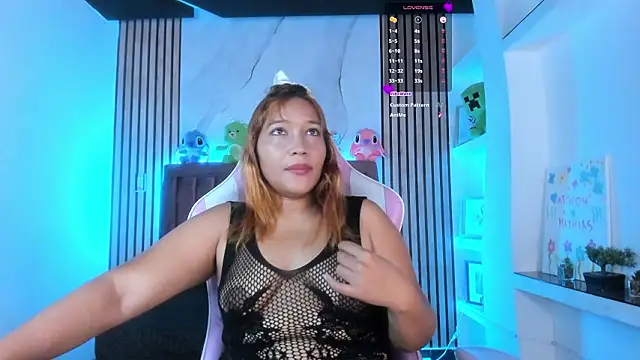 Snapshot of Miia_Grey_ chatting on 20, 2, 2026 Miia Grey online show from 20, 2, 2026