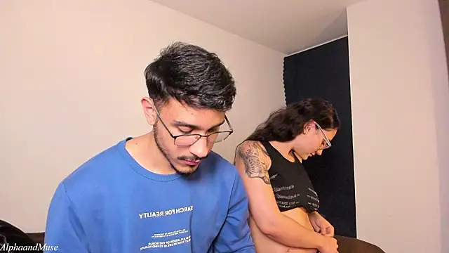 alphaandmuse online show from 30, 3, 2026