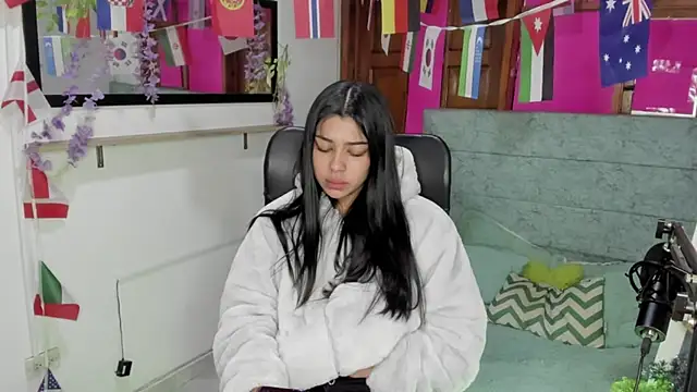 Snapshot of Aysha_winxs chatting on 17, 7, 2026 Aysha winxs online show from 17, 7, 2026