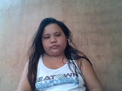 Snapshot of sweetlyn31 chatting on 3, 5, 2026 sweetlyn31 online show from 3, 5, 2026