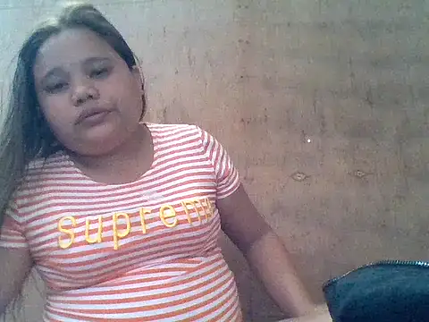 Snapshot of sweetlyn31 chatting on 4, 6, 2026 sweetlyn31 online show from 4, 6, 2026