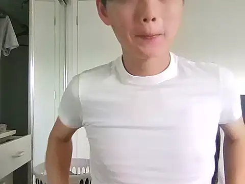 Snapshot of sweetiepuppy421 chatting on 22, 3, 2026 sweetiepuppy421 online show from 22, 3, 2026