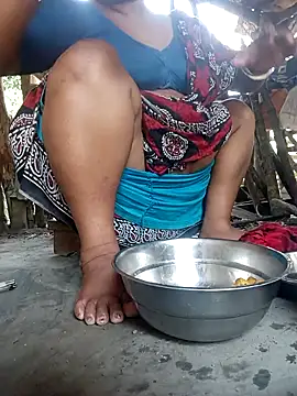 Snapshot of Sexy-Aliya chatting on 2, 4, 2026 Sexy-Aliya online show from 2, 4, 2026