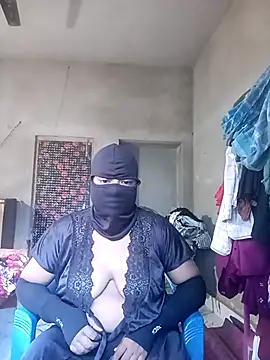 Snapshot of Sexy-Aliya chatting on 9, 4, 2026 Sexy-Aliya online show from 9, 4, 2026