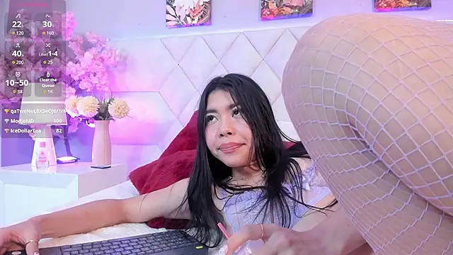 Snapshot of Bianca_Monroe_ chatting on 6, 6, 2026 Bianca Monroe online show from 6, 6, 2026