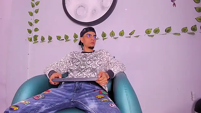 Endrick-23 online show from 12, 3, 2026