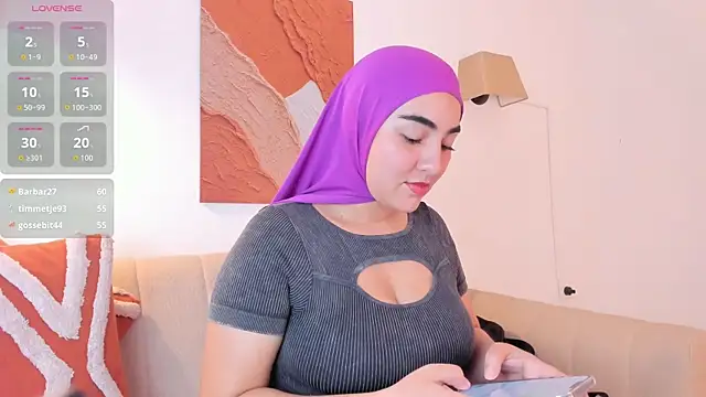 Malika Noor online show from 25, 5, 2026