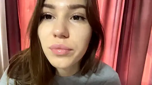 Snapshot of HypnoticEyeys chatting on 27, 2, 2026 HypnoticEyeys online show from 27, 2, 2026