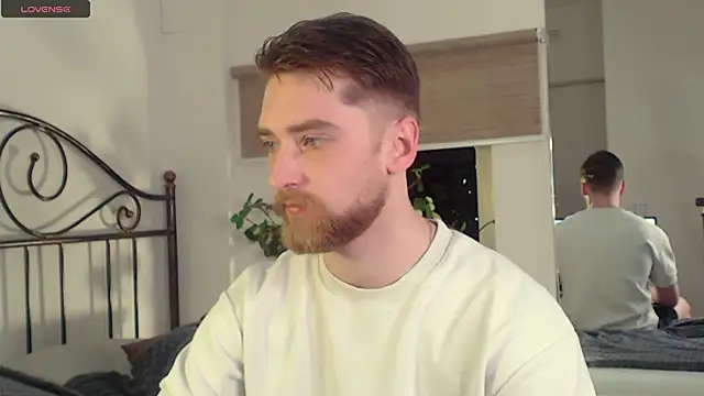 Dexter Raze online show from 4, 4, 2026