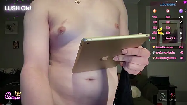 Snapshot of greenxxxqueen chatting on 2, 5, 2026 greenxxxqueen online show from 2, 5, 2026