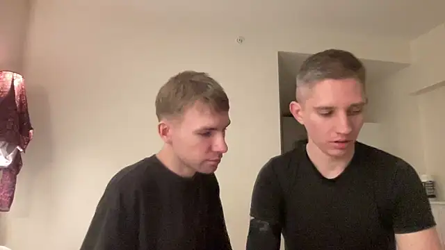 Snapshot of mikenjay chatting on 20, 2, 2026 mikenjay online show from 20, 2, 2026