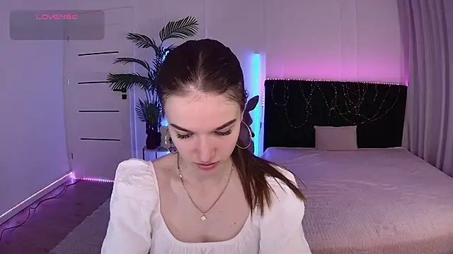 Snapshot of Ann_Wood chatting on 15, 5, 2026 Ann Wood online show from 15, 5, 2026