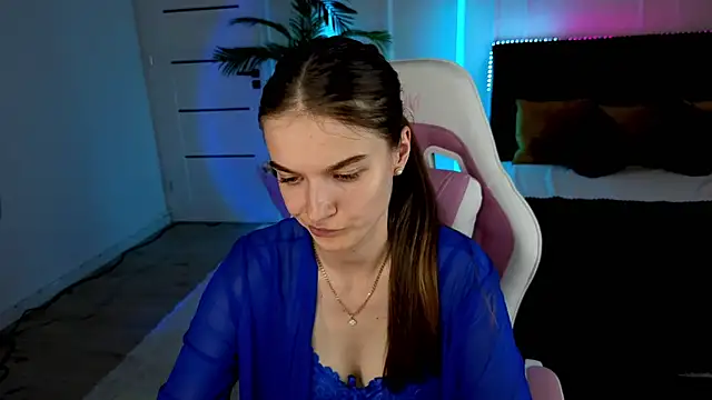 Snapshot of Ann_Wood chatting on 30, 6, 2026 Ann Wood online show from 30, 6, 2026