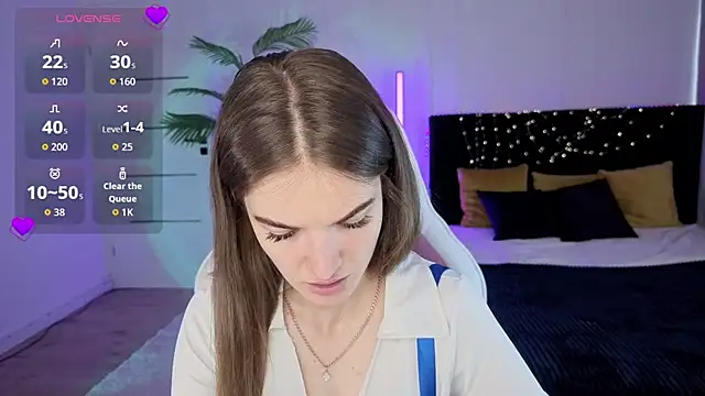 Snapshot of Ann_Wood chatting on 28, 7, 2026 Ann Wood online show from 28, 7, 2026