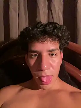 Snapshot of Alejandrososas chatting on 27, 5, 2026 Alejandrososas online show from 27, 5, 2026