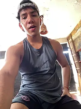 Snapshot of Alejandrososas chatting on 8, 7, 2026 Alejandrososas online show from 8, 7, 2026