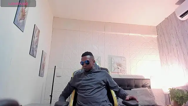 Snapshot of bray_1999 chatting on 23, 2, 2026 bray 1999 online show from 23, 2, 2026