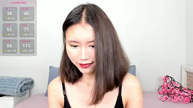Snapshot of Kiraeko chatting on 26, 6, 2026 Kiraeko online show from 26, 6, 2026
