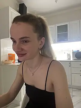 AinyrVixxen online show from 4, 4, 2026