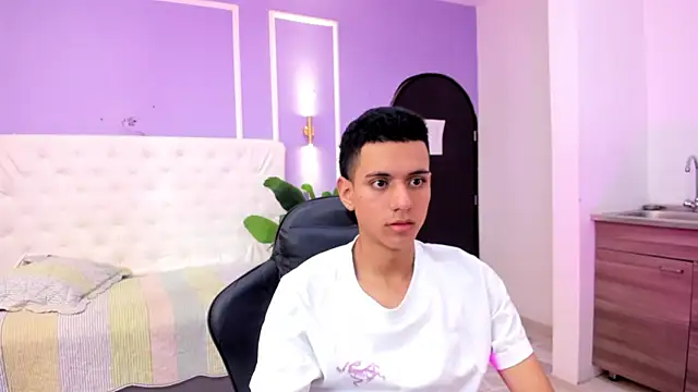 dominicjonnes online show from 20, 4, 2026